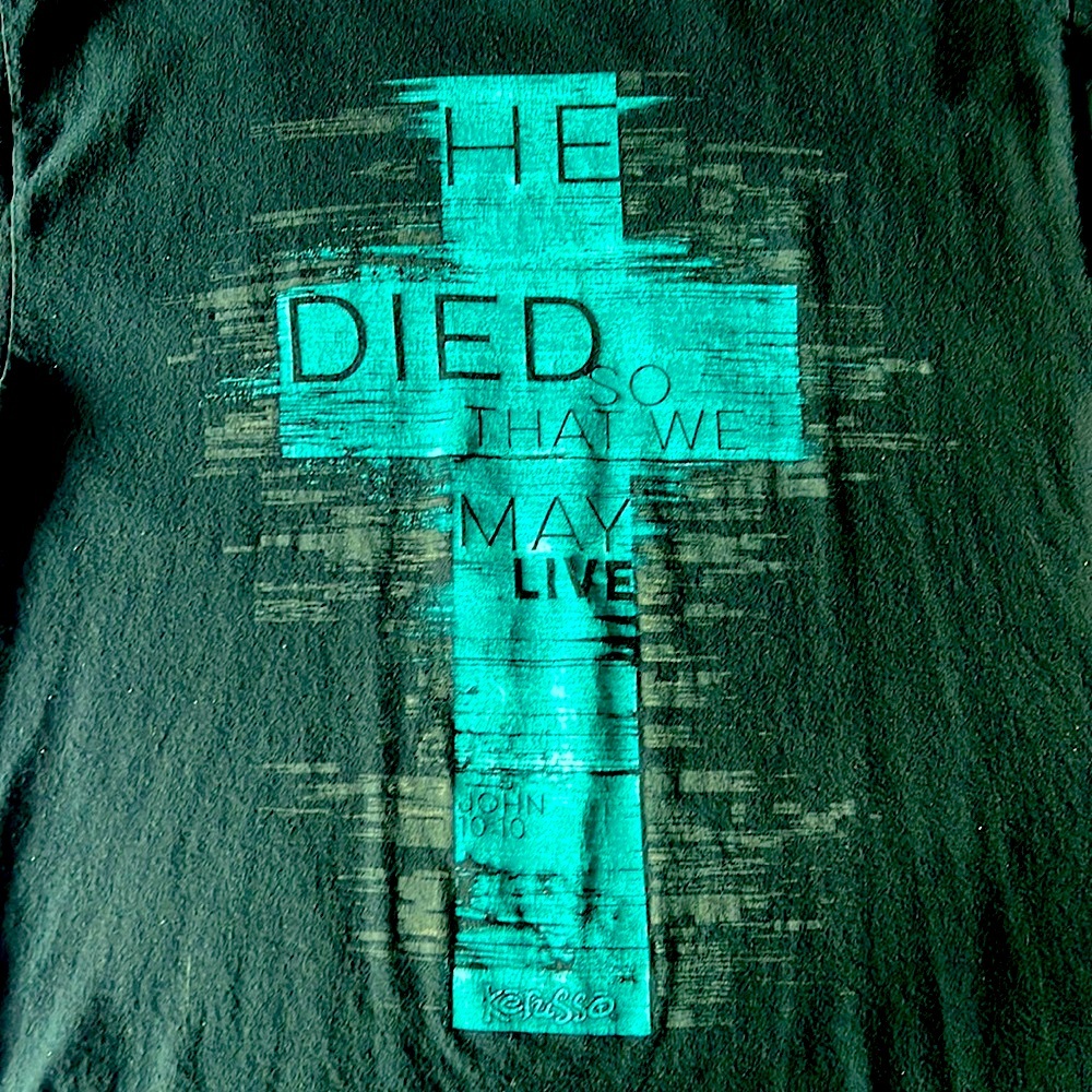 Kērussō John 10:10 Cross Tee